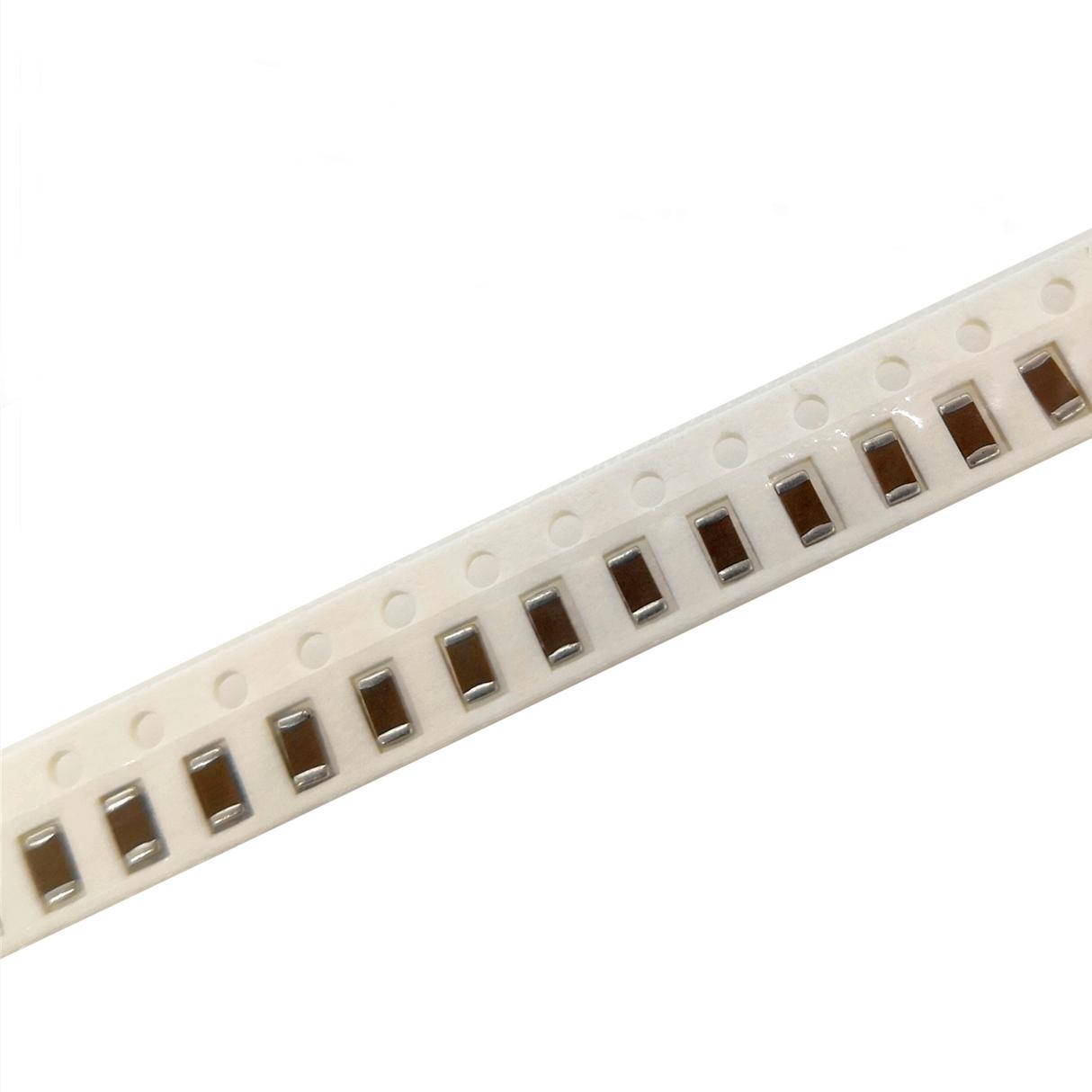  SMD 820pF 1206 C0G(NP0)