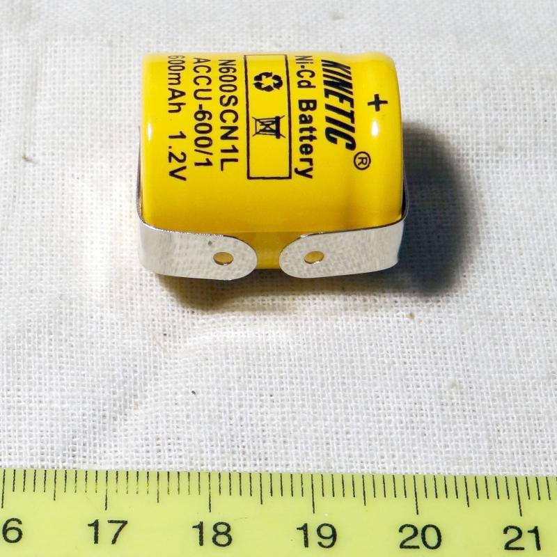  1.2V 600mAH NiCd 1/2SC Ø22.2x25.7mm,  
