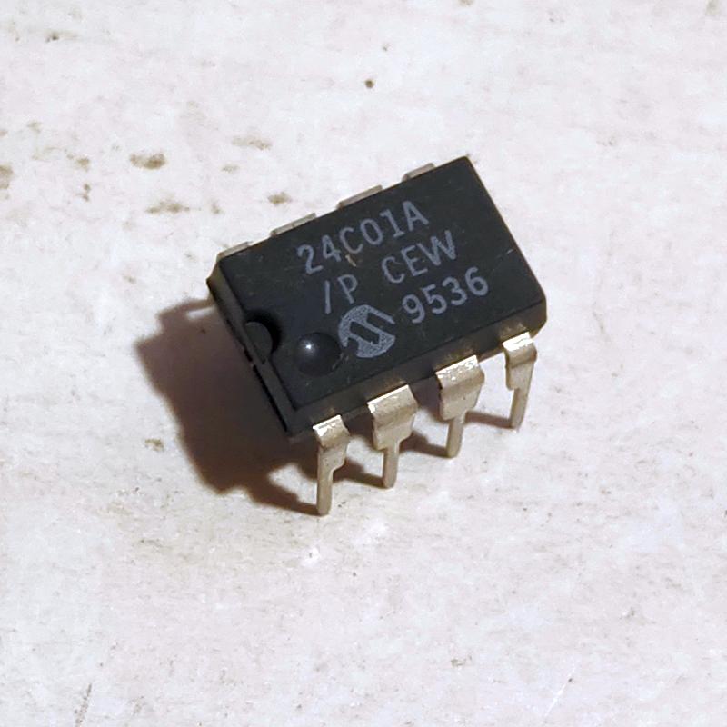 24C01N :    (EEPROM) 128x8BIT I2C-BUS
 : DIP8
 : Microchip
 : X24C01,  X2401P,  SDA2516-5,...