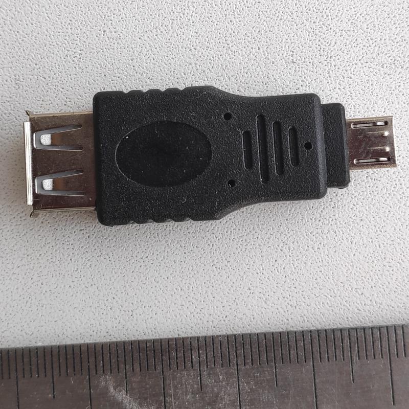  USB A (F)  - microUSB 