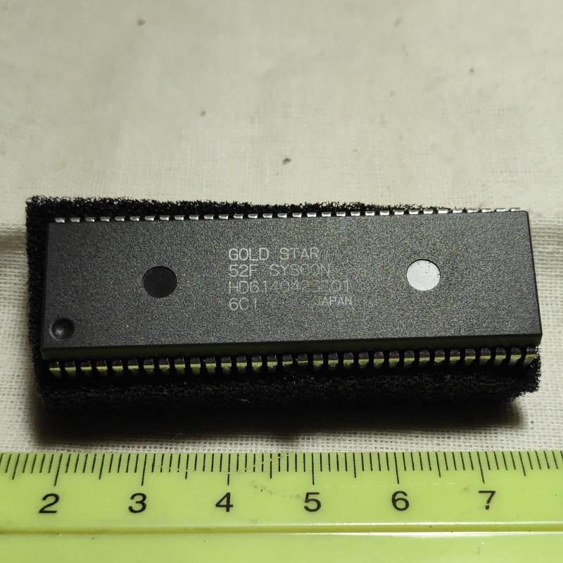 HD614042SE01 :  4-Bit 128 Byte Ram
 : SDIP64
 : GoldStar...
