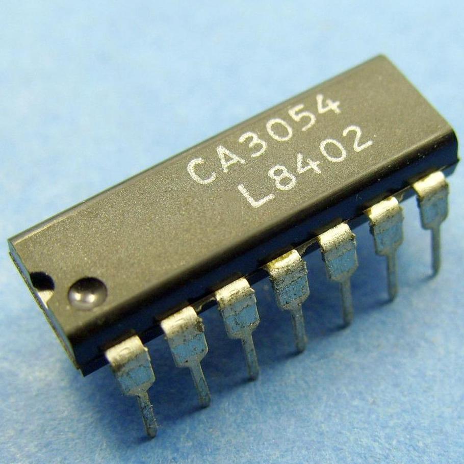 CA3054 :    
- Bandwith 	120MHz 	
- Differential voltage amplification 	60dB 	
- Input offset voltage 	...