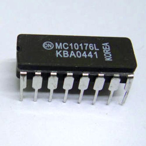MC10176L :   - FLIP-FLOP D-TYPE MASTER/SLAV HEX
 : DIP16
 : Motorola
 : 500176,  500176...
