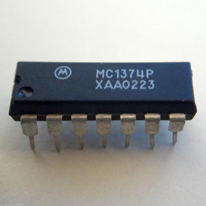 MC1374P :   RF-  TV
 : DIP14
 : Motorola...