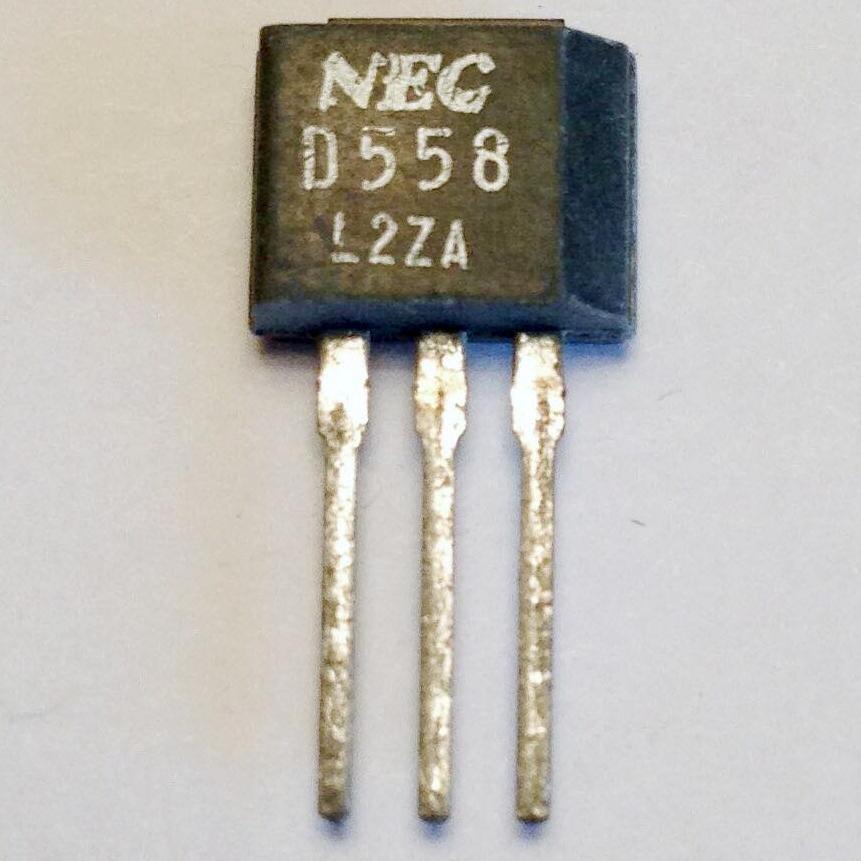 2SD558 :  N-DARL 90V 2A B>2000
 : TO251
 : NEC...