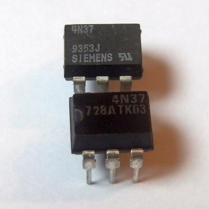4N37 :   3.75KV 30V 100%Opto transistor

•  -, Vceo: 30V
•  , Viso : 50...