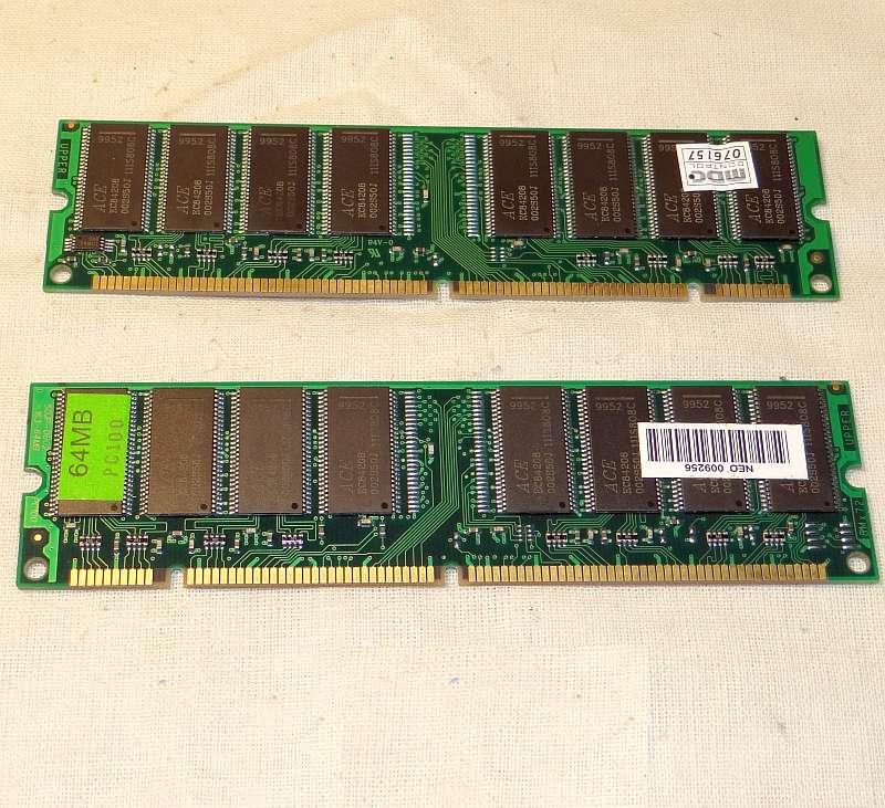 SDRAM  64MB PC100 168pin ACE EC84208, 2   