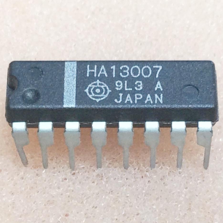 HA13007 :      4-  Ucc=5V 0.7A
: DIP16
 : Hitachi...