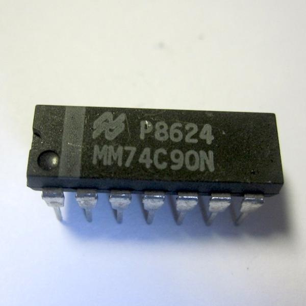 SN74C90 :   CMOS   (up counter)
 : DIP14
 : NSC
 : UCY74C90...