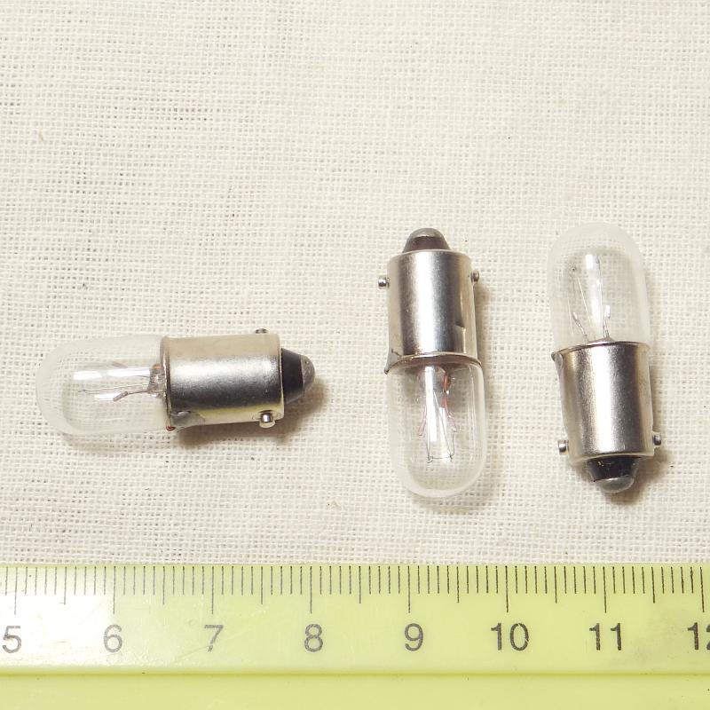 Одноконтактная желтая с цоколем. Лампа габарит маз 24в. Лампы маз. Philips spotone 25 60w 230v аналоги. Лампа фары камаз 24в.